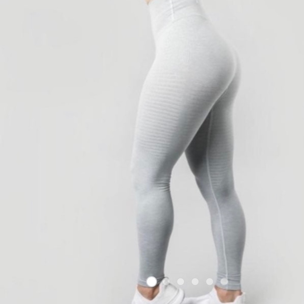 Cloud Grey Aero Alphalete Leggings